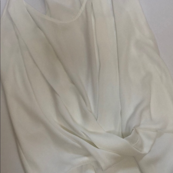 BCBG MACAZRIA white top - Picture 2 of 4